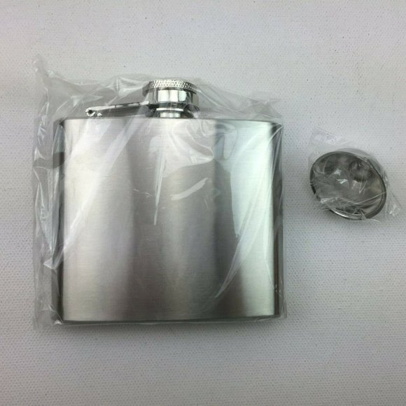 Totes Stainless Steel Flask Funnel Set Holds 5 Ounces - Picture 1 of 9